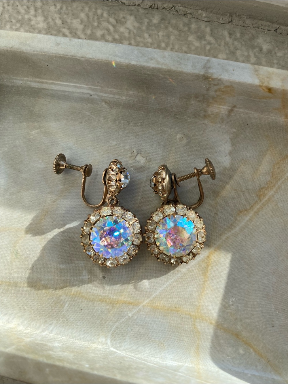 Vintage 50s Weiss Aurora Crystal Drop Earrings - Iridescent & Gold Tone